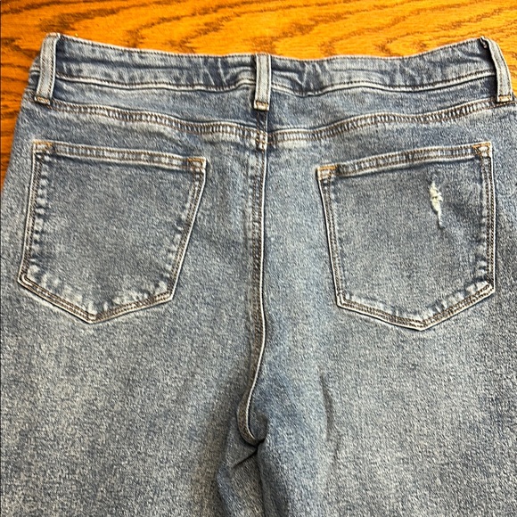 Sonoma Blue Straight Leg Women's Jeans - Picture 3 of 4